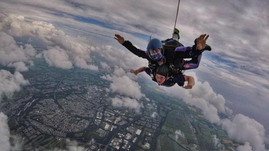 Alana skydiving for Lymphoma Action